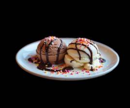 L 03 Double Scoop Ice-Cream