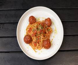 F 06 Pork Meatball Pasta