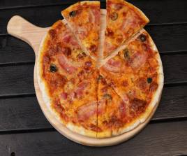 E 01 Pork Bacon Pizza