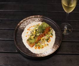 H 03 Pan-Seared Norwegian Salmon